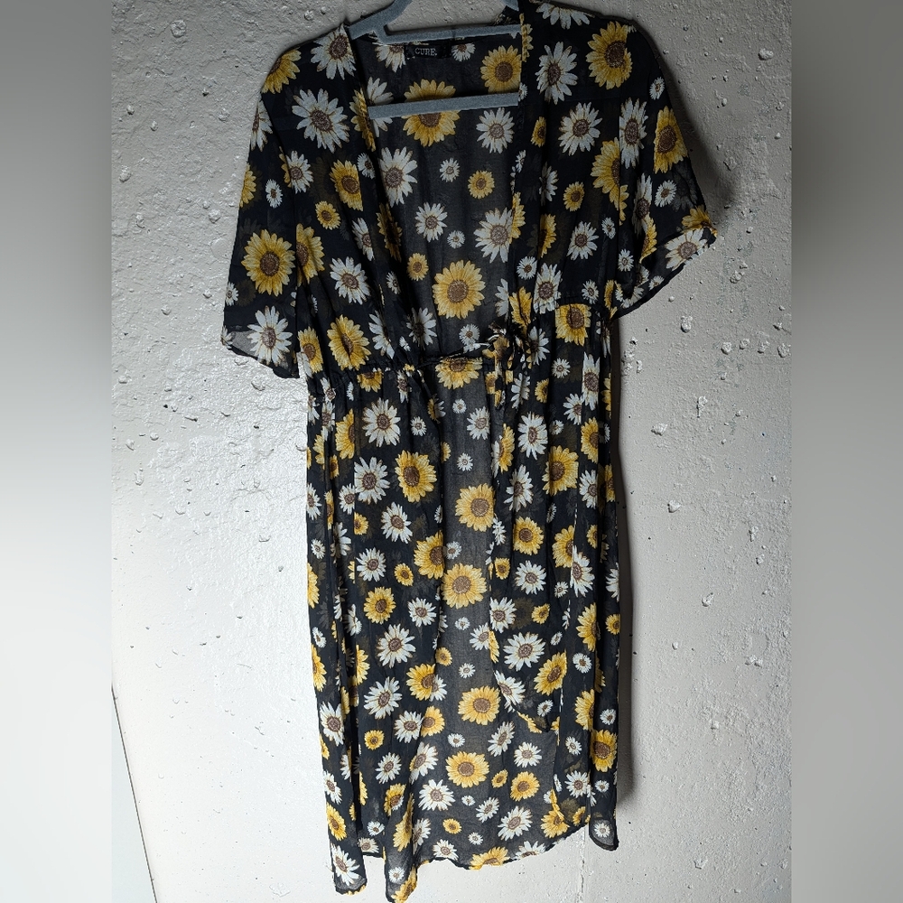Sheer Sunflower Print Kimono/Beach Coverup | Festival | Vacation | Pool - Picture 5 of 7